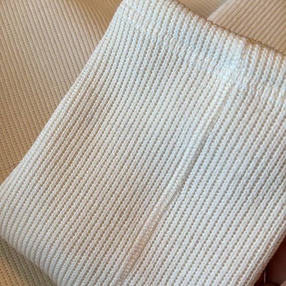 The North Face Women’s Jacket. - Picture 9 of 11